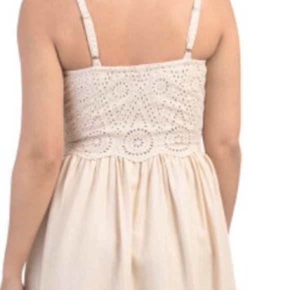 ELIE TAHARI sand linen blend maxi dress. Eyelet detail w pockets ! Pure class! 8 - Picture 6 of 6